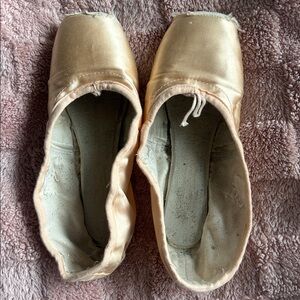 Smelly Used Ballerina Pointe Shoes